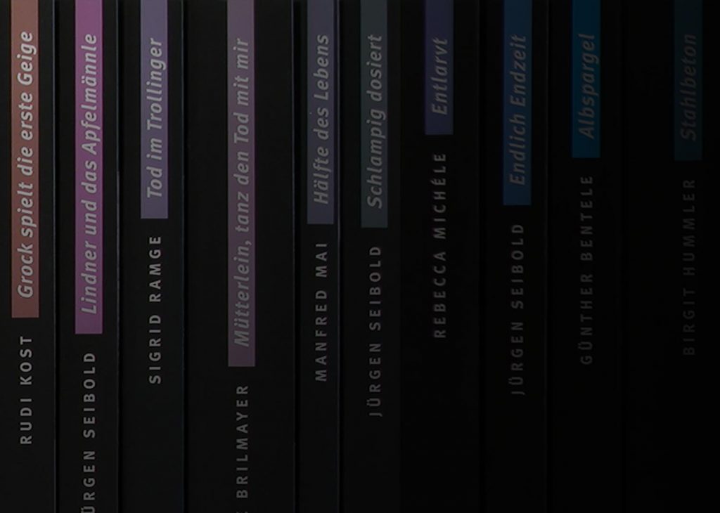 Buchrücken Krimis rechts